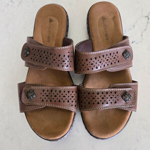 Women's Cushionaire Brown Perforated Two Band Comfort Sandals Size 8.5